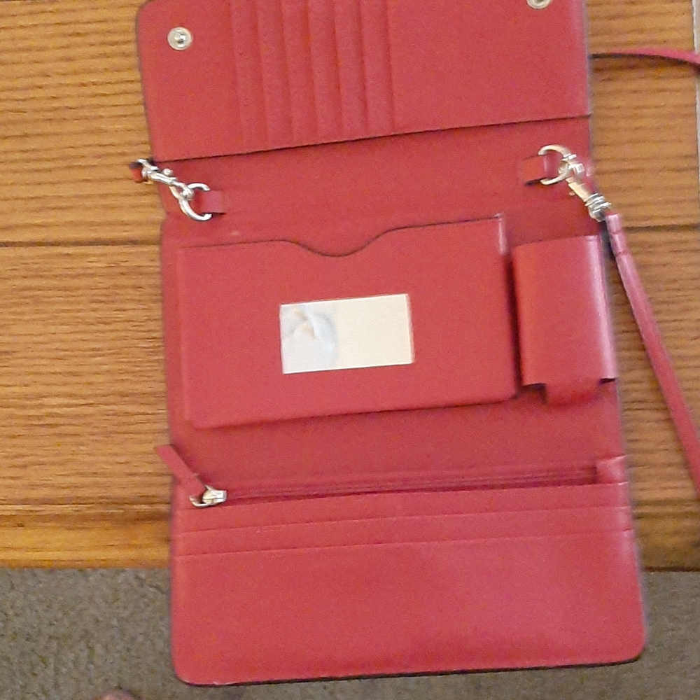 LONDON FOG wallet cross body.